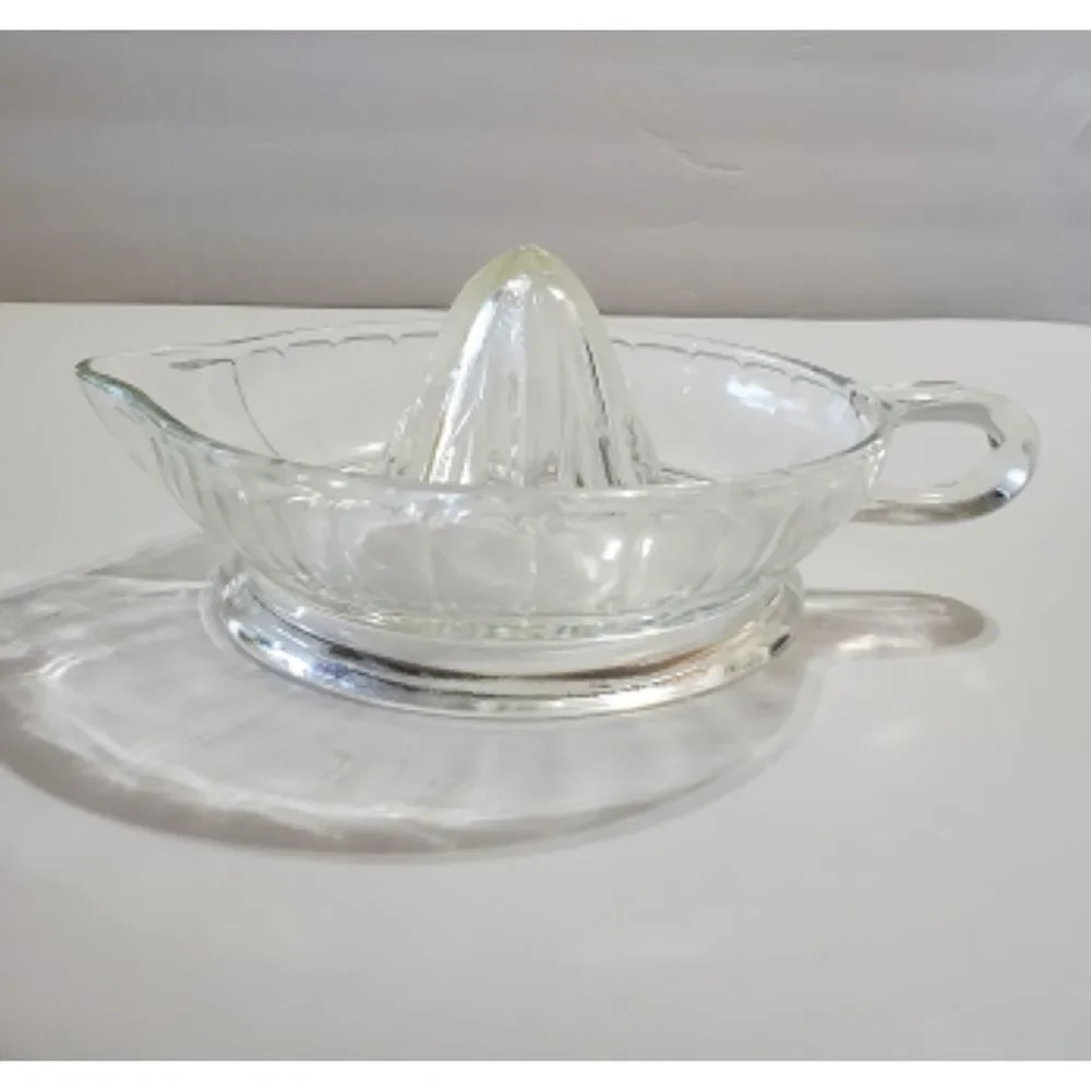 Clear Glass Juicer/Reamer Large ~Vintage~